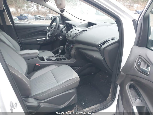 Ford ESCAPE SE 2017 1FMCU9GD9HUF00267 Image 5