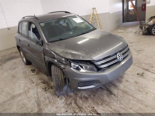 Auction sale of the 2017 Volkswagen Tiguan 2.0t/2.0t S, vin: WVGBV7AX0HK045305, lot number: 38627506