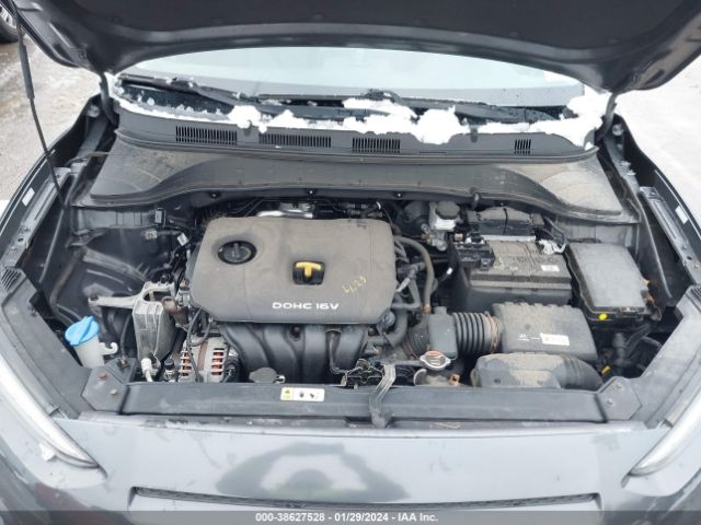 2018 HYUNDAI KONA KM8K2CAA5JU082647 Photo 9