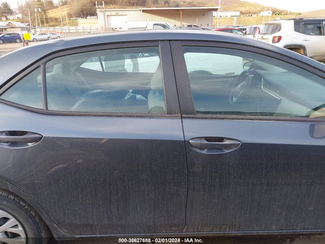 Toyota COROLLA LE 2018 2T1BURHE3JC116673 Image 13