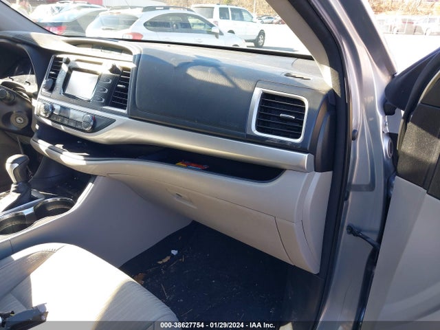 Toyota Highlander Le/le Plus 2014 5TDZKRFH0ES035841 Image 5