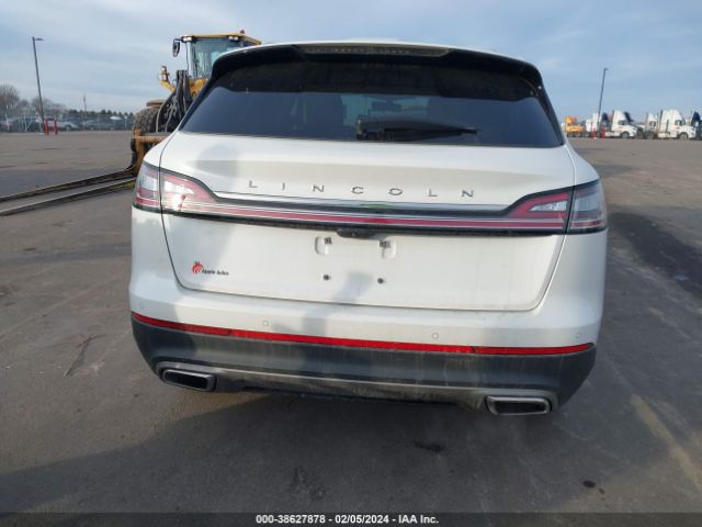2LMPJ8J90MBL04618 Lincoln Nautilus