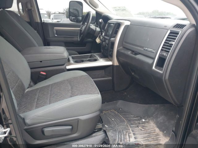 2017 RAM 2500 3C6UR5JJ0HG628666 Photo 4