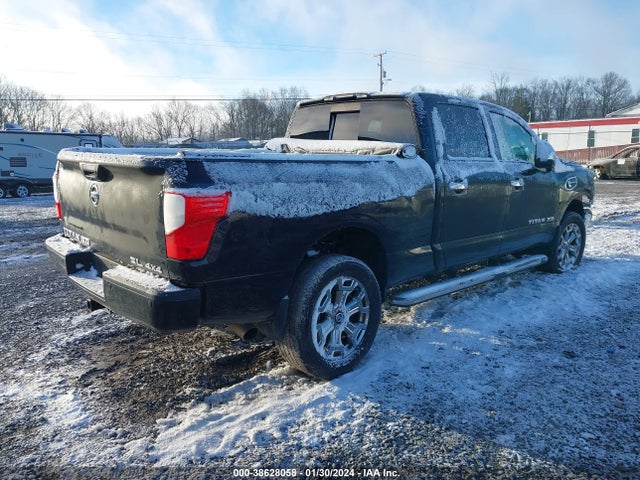 1N6BA1F45JN528835 Nissan Titan Xd Sl Diesel