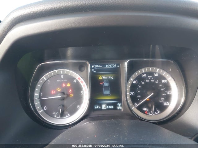 1N6BA1F45JN528835 Nissan Titan Xd Sl Diesel