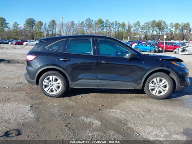 1FMCU0F6XNUA09507 Ford ESCAPE S