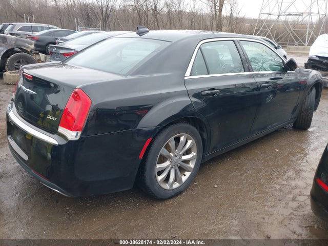 Chrysler 300 Anniversary Edition 2016 2C3CCARG3GH262101 Image 4
