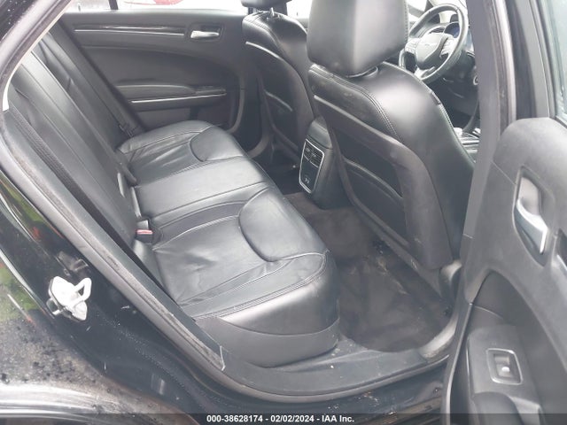 Chrysler 300 Anniversary Edition 2016 2C3CCARG3GH262101 Image 8