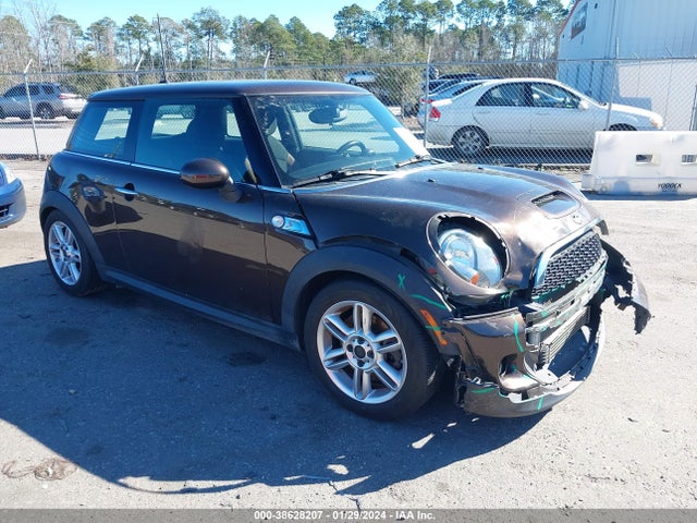 2011 MINI COOPER S WMWSV3C59BTY15864 Photo 0