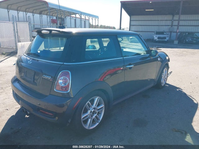 2011 MINI COOPER S WMWSV3C59BTY15864 Photo 3