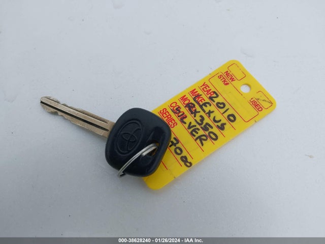 2001 TOYOTA AVALON XLS W/BUCKET SEATS VIN: 4T1BF28B61U127396