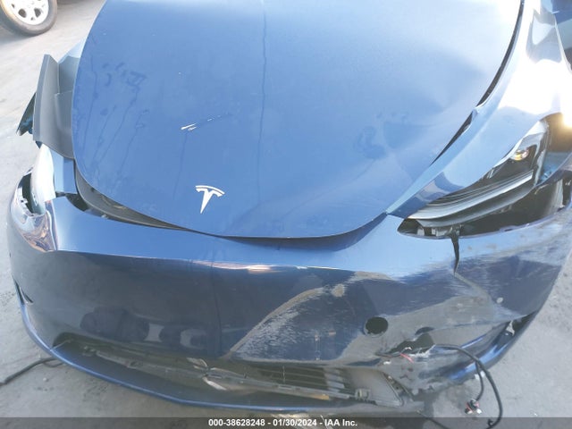 7SAYGDEF5NF465114 Tesla Model Y Performance Dual Motor All-wheel Drive