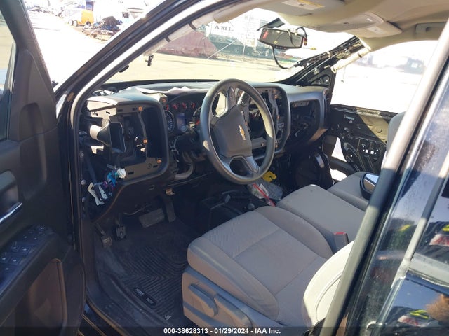 Chevrolet Silverado 1500 Silverado Custom 2018 1GCVKPEC9JZ359582 Image 2