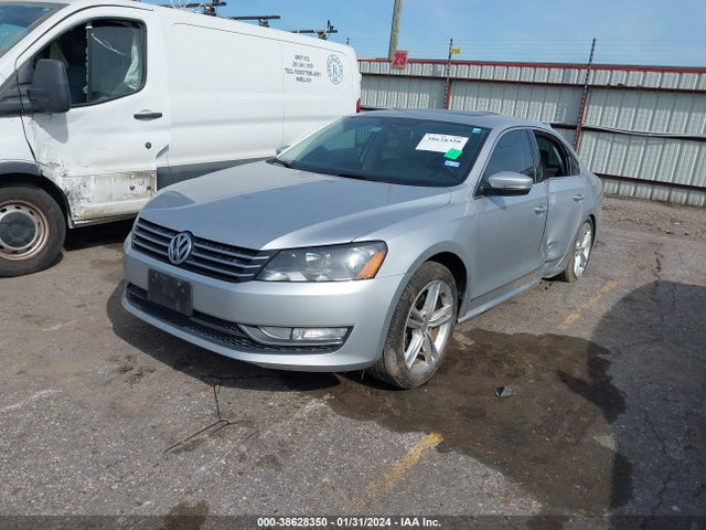 1VWBS7A39FC012110 Volkswagen Passat 1.8t Se