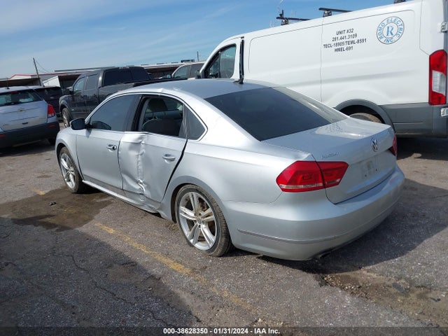 1VWBS7A39FC012110 Volkswagen Passat 1.8t Se