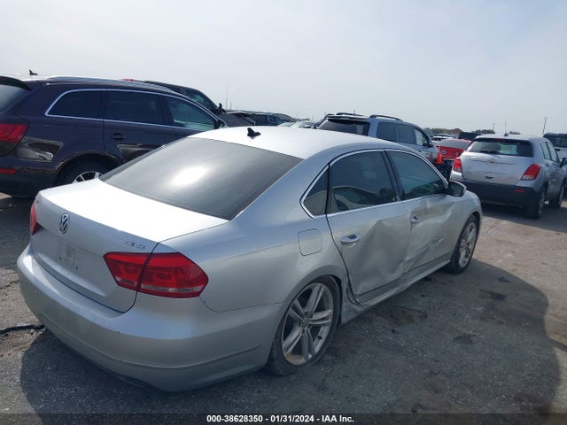 1VWBS7A39FC012110 Volkswagen Passat 1.8t Se