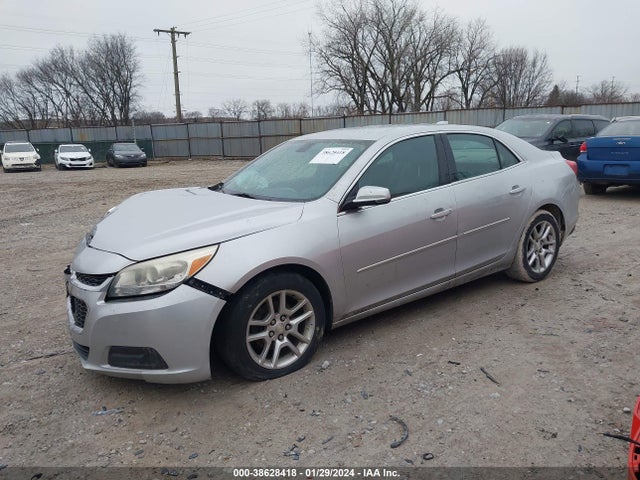 Chevrolet MALIBU 1LT 2015 1G11C5SL3FF102004 Image 2