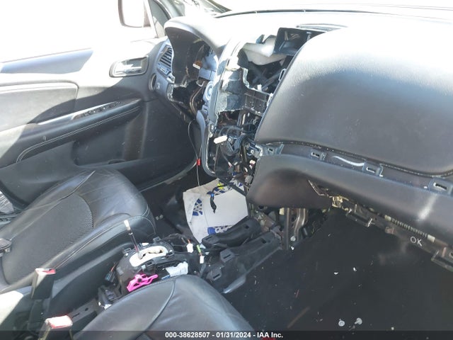 Dodge Journey Crossroad 2019 3C4PDCGG9KT778438 Image 8