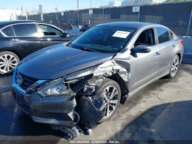 Nissan Altima 2.5 Sr 2017 1N4AL3AP9HC126799 Image 2