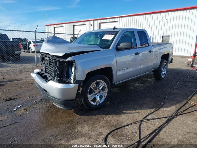 Chevrolet Silverado 1500 Custom 2018 1GCVKPEC0JZ334764 Image 2