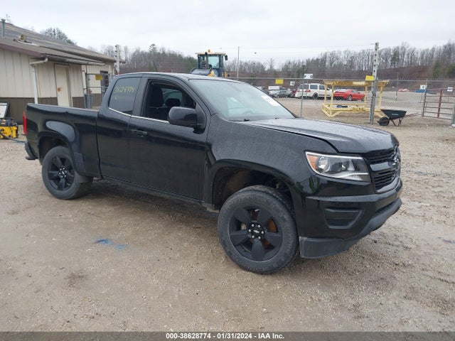2016 1GCHTCE37G1322718 main image