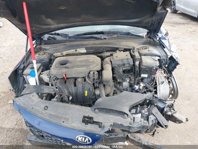 KIA Optima S 2018 5XXGT4L37JG252847 Image 10