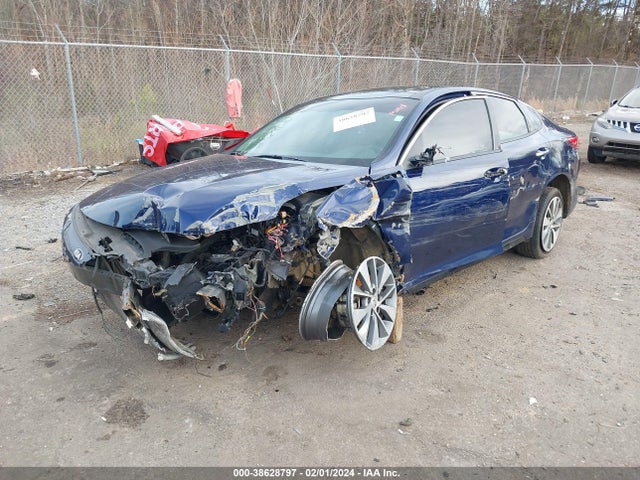 KIA Optima S 2018 5XXGT4L37JG252847 Image 2