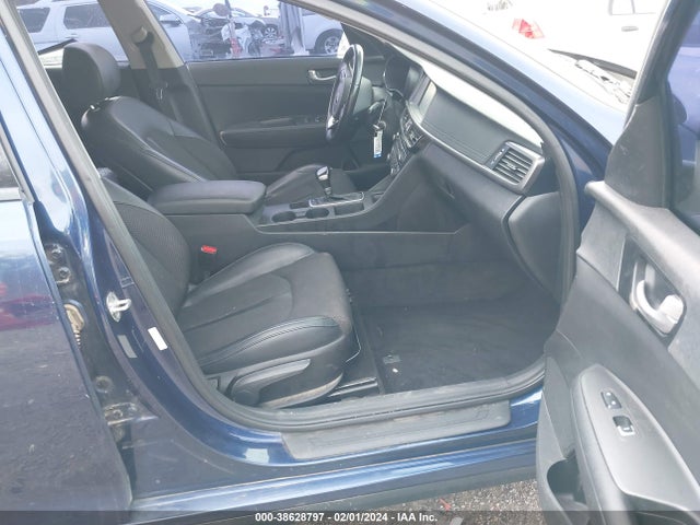 KIA Optima S 2018 5XXGT4L37JG252847 Image 5