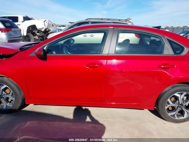 3KPF24AD8ME409745 KIA Forte Lxs