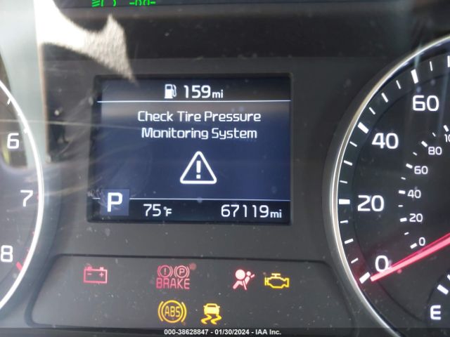3KPF24AD8ME409745 KIA Forte Lxs