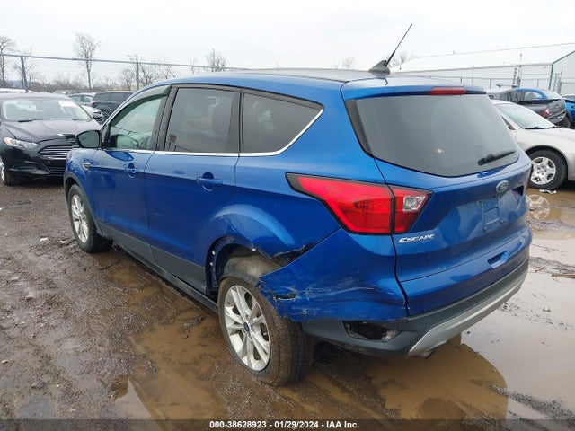 2019 FORD ESCAPE SE VIN: 1FMCU9GD4KUB99088