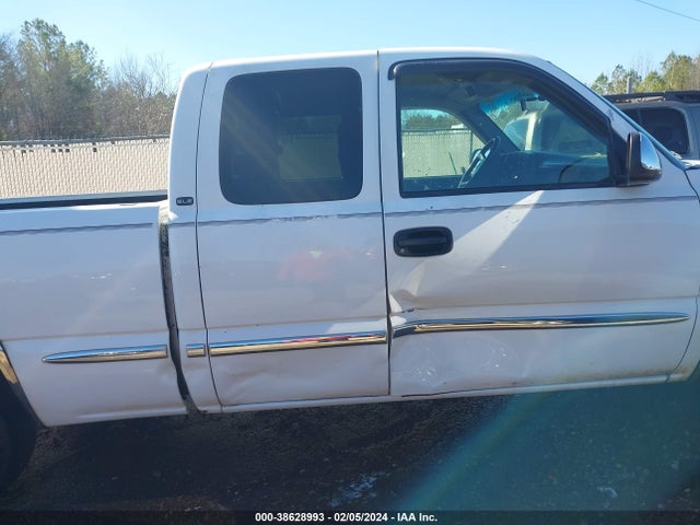 2001 GMC SIERRA 1500 SLE VIN: 2GTEC19T611146702