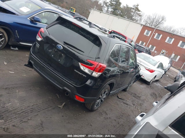 Subaru Forester Limited 2022 JF2SKAPC2NH461395 Image 4