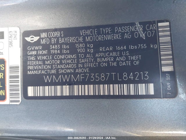 2007 MINI COOPER S WMWMF73587TL84213 Photo 8