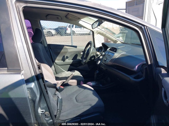 2012 HONDA FIT VIN: JHMGE8H38CS001515