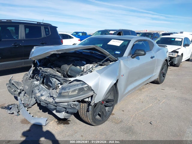 Chevrolet Camaro 1lt 2018 1G1FB1RX3J0154335 Image 2
