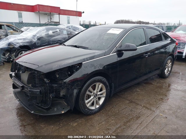 Hyundai SONATA SE 2017 5NPE24AF6HH483325 Image 2