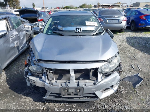 2018 HONDA CIVIC EX VIN: 2HGFC2F71JH558472