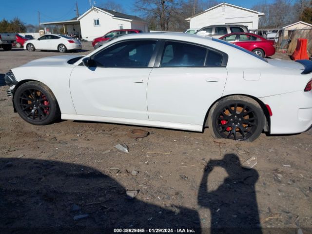 2C3CDXEJ7GH129679 Dodge Charger Srt 392