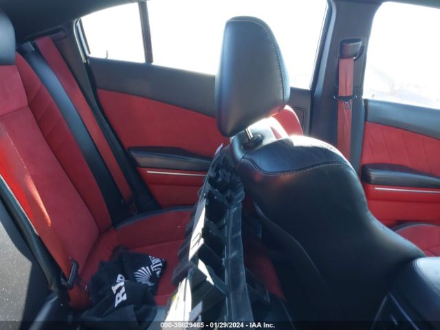 2C3CDXEJ7GH129679 Dodge Charger Srt 392