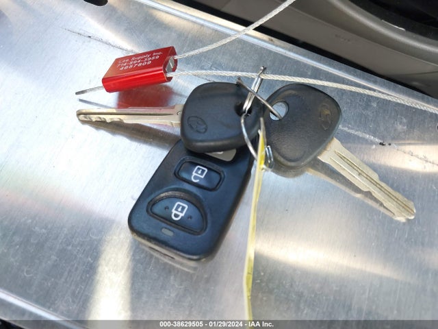 2019 HYUNDAI ELANTRA SE VIN: 5NPD74LF6KH488882