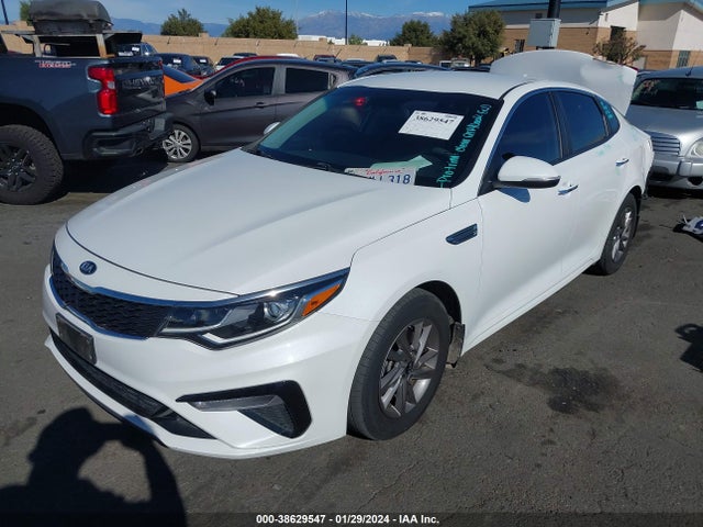 KIA Optima Lx 2020 5XXGT4L33LG422088 Image 2