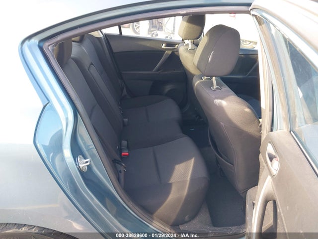 2011 MAZDA MAZDA3 I TOURING VIN: JM1BL1VF1B1418857