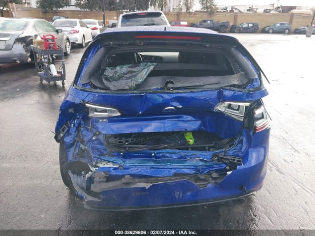 WVWLF7AU3GW281756 Volkswagen Golf R 4-door