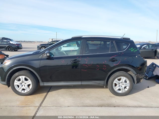 Toyota RAV4 LE 2015 2T3ZFREV4FW206649 Image 15