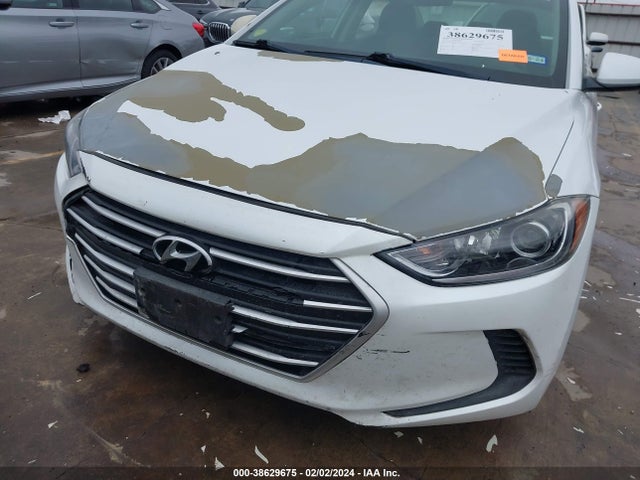 2018 HYUNDAI ELANTRA SEL VIN: 5NPD84LF0JH251879