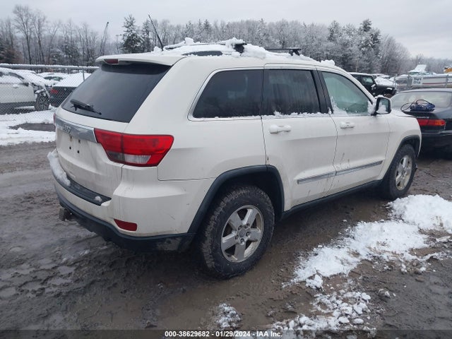 2011 JEEP GRAND CHEROKEE LAREDO VIN: 1J4RR4GG4BC527719