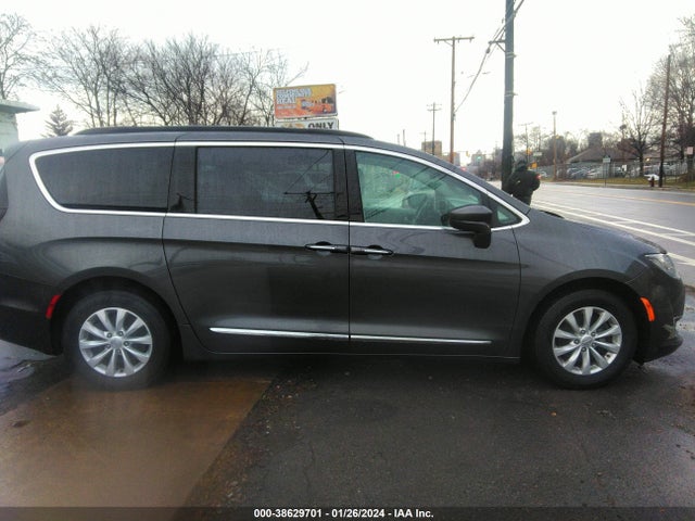 Chrysler Pacifica Touring L 2017 2C4RC1BG6HR684682 Image 13