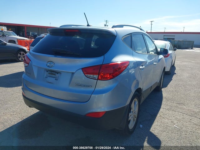 2011 HYUNDAI TUCSON GLS VIN: KM8JU3AC9BU200188