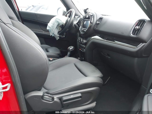2019 MINI COUNTRYMAN WMZYT5C57K3E63613 Photo 4